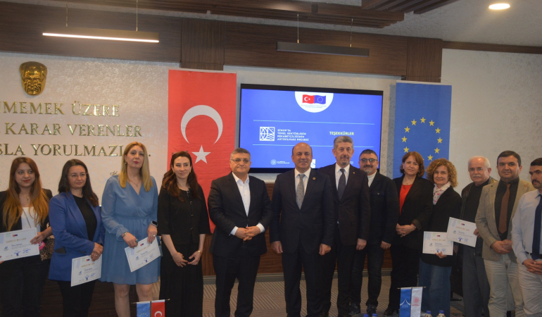 SİNOP’TA ETKİLİ İLETİŞİM BECERİLERİ YÖNTEMLERİ EĞİTİMİ