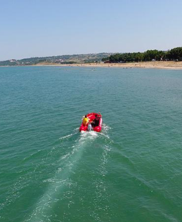SİNOP BELEDİYESİNDEN GERÇEĞİ ARATMAYAN BOĞULMA TATBİKATI