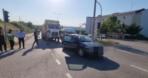 SÜRÜCÜLERİN GÖZÜNÜ GÜNEŞ ALDI: 1 YARALI