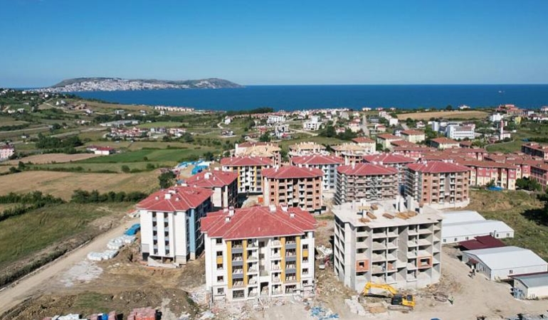 SİNOP TOKİ KONUTLARI YÜKSELİYOR