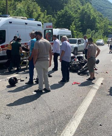 KAMYONETLE ÇARPIŞAN MOTOSİKLET SÜRÜCÜSÜ YARALANDI