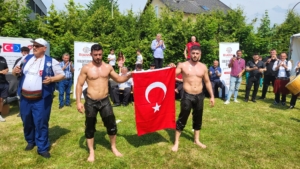 Sinoplu güreşçiler Avusturya'da er meydanına çıktı