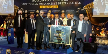 Küçükçekmece Sinopspor'dan şampiyonluk balosu