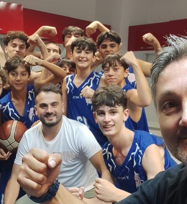 Sinop ANALİG erkek basketbol takımı ilk dört takım arasına girdi