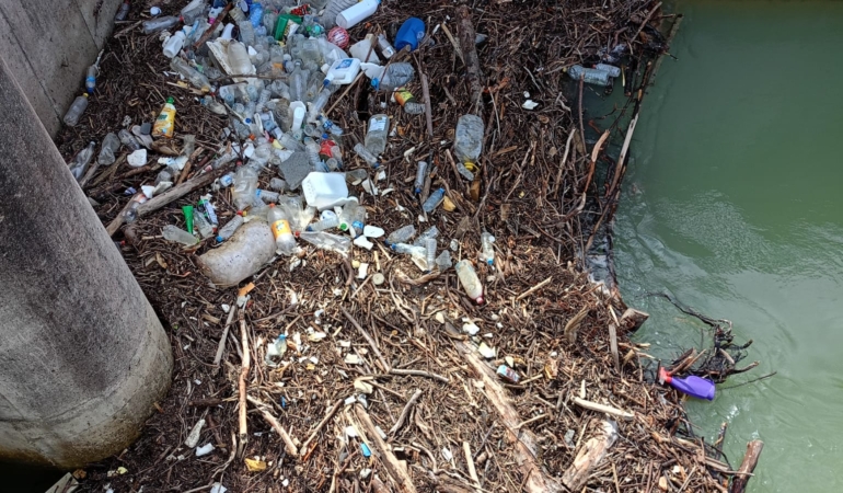 BİR AN ÖNCE TEMİZLENMELİ!