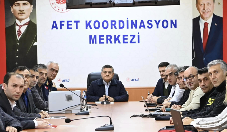 Sinop Valiliği’nden fırtına raporu