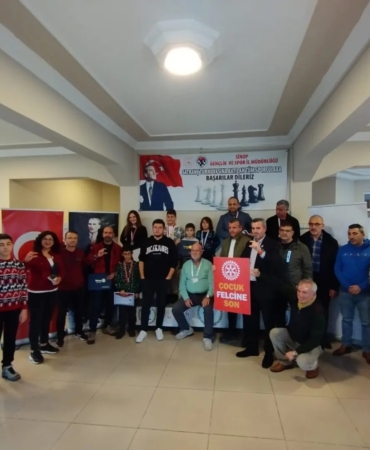 Sinop İnsan Hakları Günü Satranç Turnuvası sona erdi