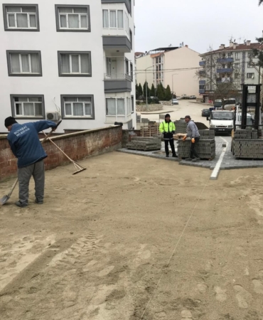 Sokak ve caddeler yenileniyor