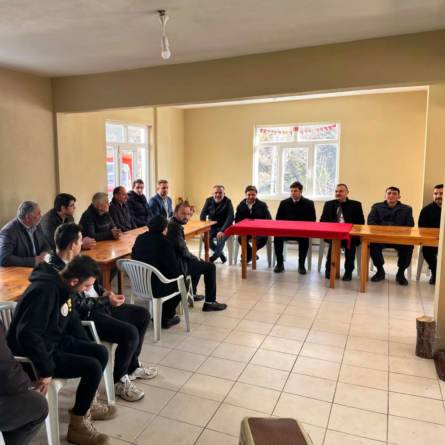 Kaymakam Yılmaz vatandaşları dinledi