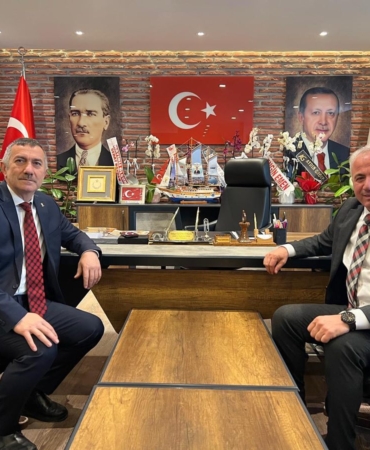 Sinop siyasetinde önemli buluşma. Yolları tekrar kesişti!