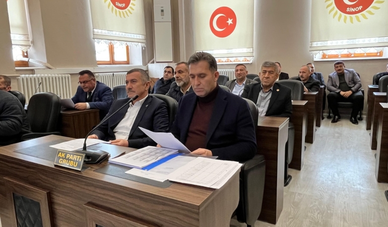 Üçüncüoğlu bu kez grup başkanı olarak meclise döndü!