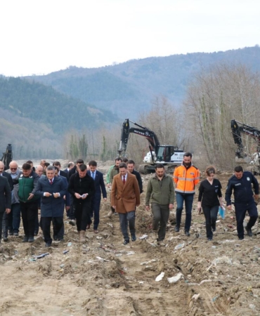 Vali Özarslan, sokak hayvanları rehabilitasyon merkezi projesini inceledi