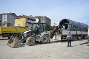 İlçeye ikinci etap doğalgaz borularının ilk tırı ulaştı