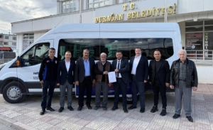 İlçe belediyesine minibüs hibesi