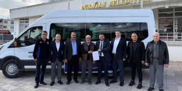 İlçe belediyesine minibüs hibesi