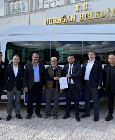 İlçe belediyesine minibüs hibesi