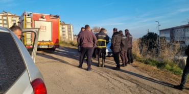 DUMAN ÇIKARAN ARAÇ PANİĞE NEDEN OLDU