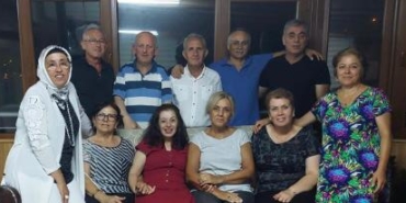 İlkokul arkadaşları 46 yıl sonra buluştu