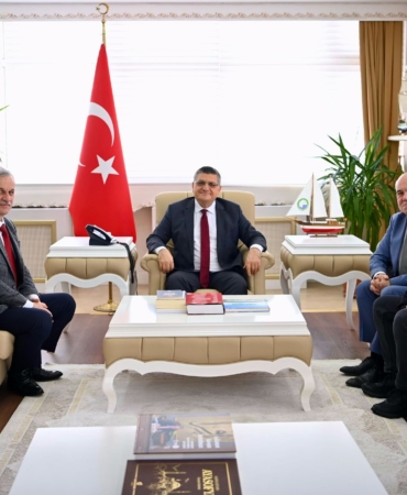 THK SİNOP ŞUBE YÖNETİMİNDEN VALİ ÖZARSLAN'A ZİYARET