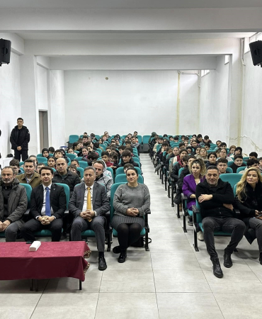 Sinop'ta öğrencileri meslek ustalarıyla buluşturan proje devam ediyor