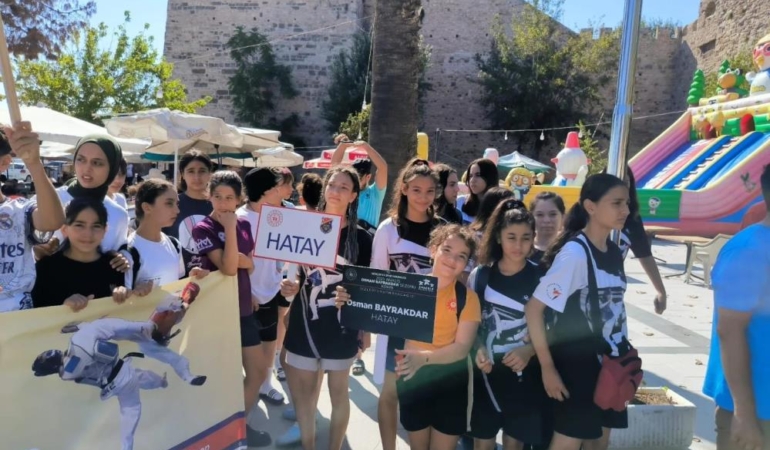 Genç tekvandocular Sinop'ta şampiyona öncesi moral topladı