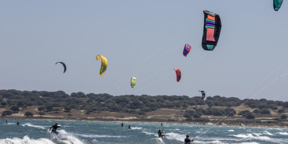 Olimpik Milli Takım, Sinop'ta Kitesurf antrenmanlarına başlıyor