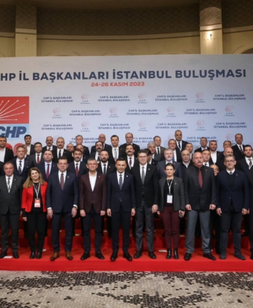 Yalçınkaya, CHP İl Başkanları Buluşmasına katıldı