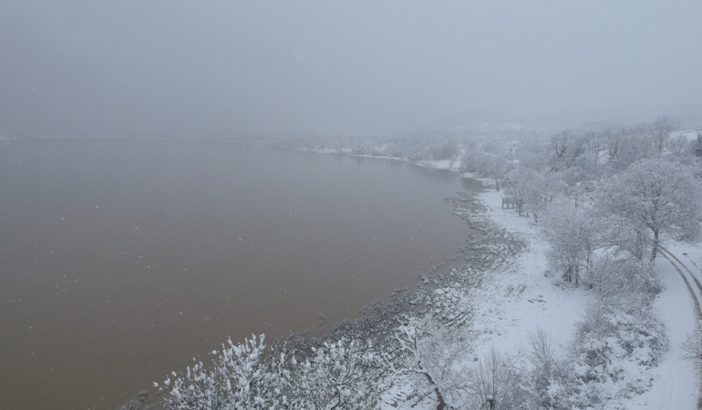 SARIKUM GÖLÜ BEYAZ GELİNLİĞİNİ GİYDİ