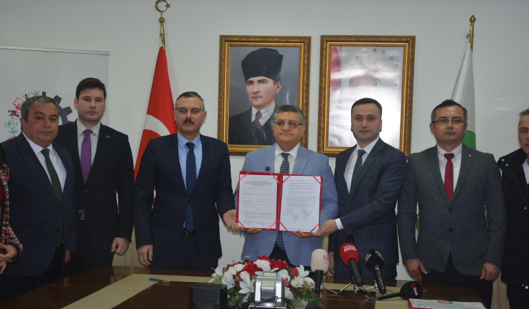 SİNOP’TA İKİ ÖNEMLİ PROJE HAYATA GEÇİYOR