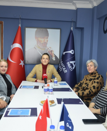 Anahtar Parti’den kadın politikalarına dair basın açıklaması