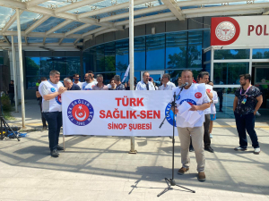 Sinop'ta sağlık çalışanlarından tepki açıklaması
