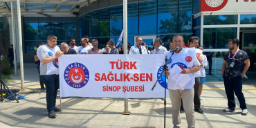 Sinop'ta sağlık çalışanlarından tepki açıklaması