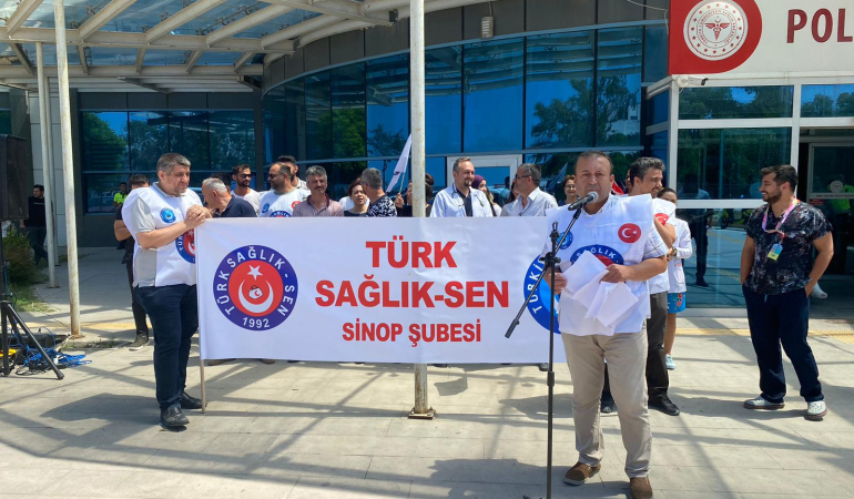 Sinop’ta sağlık çalışanlarından tepki açıklaması