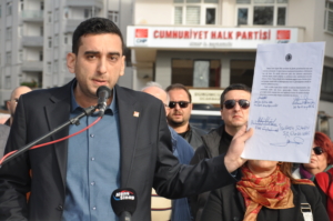 Terör örgütleriyle müzakere masasına oturanlarla hizalanmayacağız