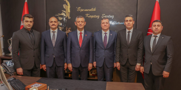 ATAUZDER GENEL BAŞKANI MUSTAFA GÜNDEŞLİ’DEN, CHP GENEL BAŞKANI ÖZGÜR ÖZEL’E ZİYARET