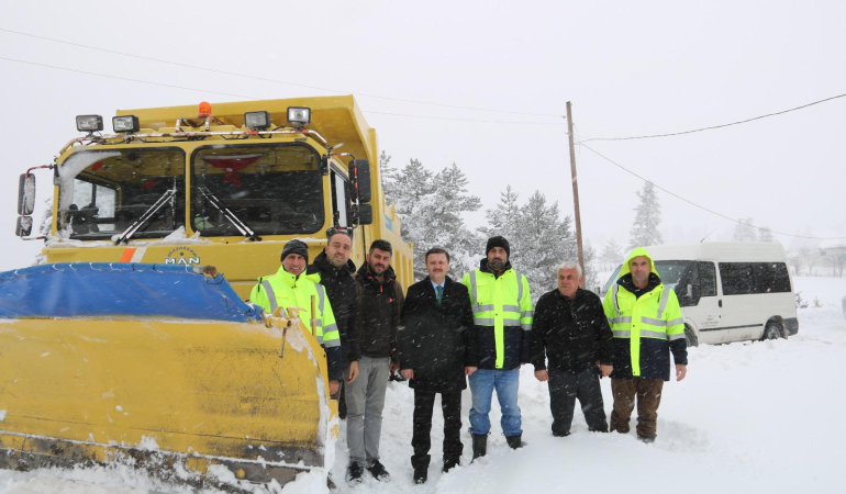SİNOP İL ÖZEL İDARESİ, SON 6 GÜNDE 11.505 KİLOMETRE YOL AÇMA ÇALIŞMASI YAPTI