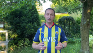 Sinoplu gazeteci takım değiştirdi