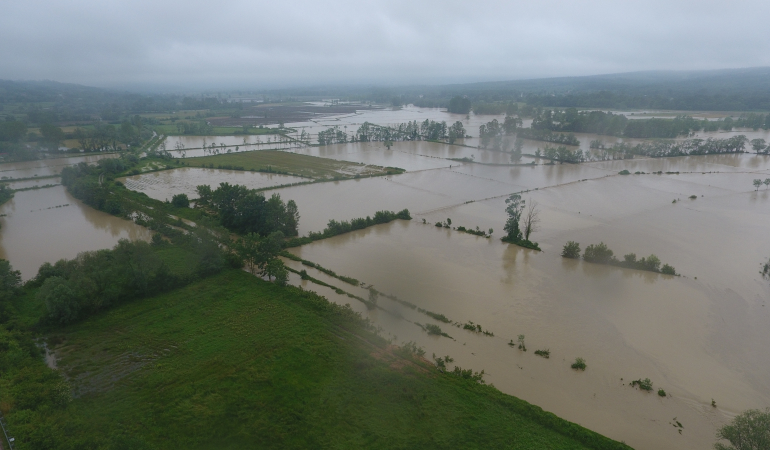 KARASU ÇAYININ ISLAH EDİLMESİ GEREKİYOR