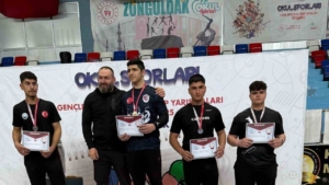 Genç sporculardan çifte başarı