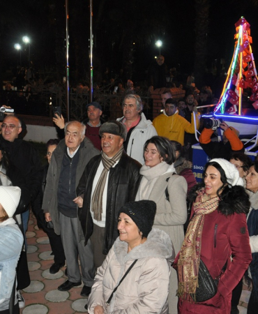 Sinoplular Helesa için sokağa döküldü