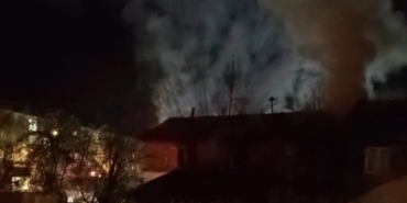 İki katlı binada yangın çıktı