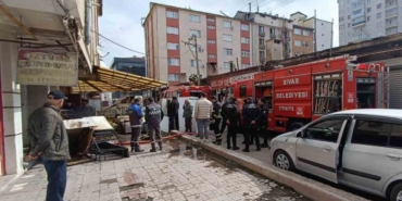 İş yerinde çıkan yangın panik yarattı