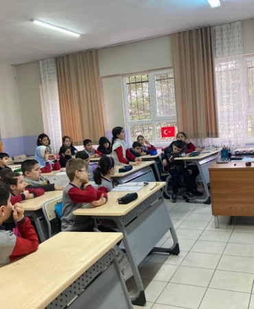 Öğrencilere gıda güvenilirliği ve israfı konusunda eğitim