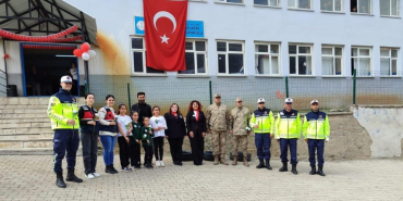 Öğrencilere "Trafik Dedektifleri Projesi" anlatıldı