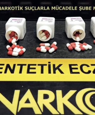 Sinop’ta şok uygulamada 195 adet sentetik ecza ele geçirildi