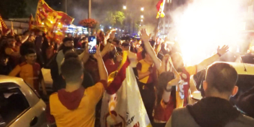 Sinop'ta Galatasaray taraftarları şampiyonluğu kutladı