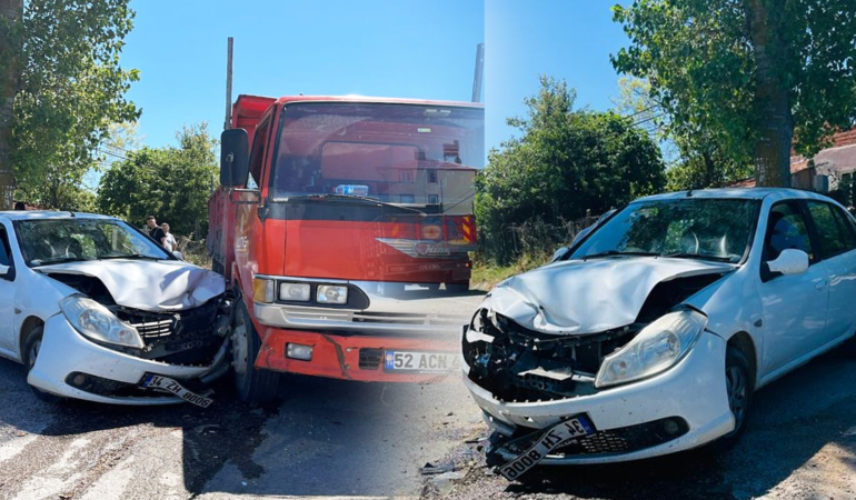 Sinop’ta otomobille kamyonet çarpıştı: 1 yaralı