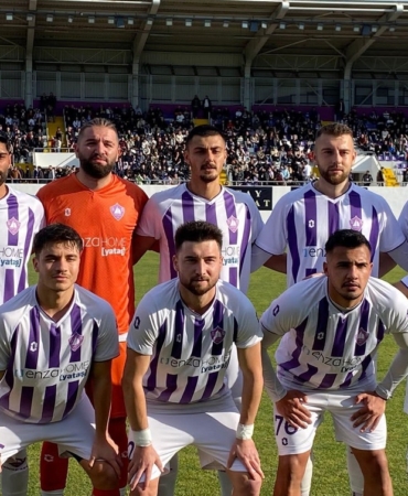 Sinopspor deplasmandan beraberlikle döndü