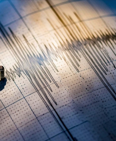 4,7 büyüklüğünde deprem