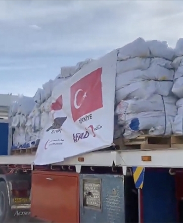 Yardım malzemeleri Gazze'ye ulaştı